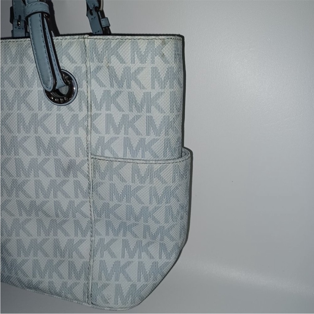 Michael Kors blue Tote Bag with Signature Monogram - Picture 7 of 10